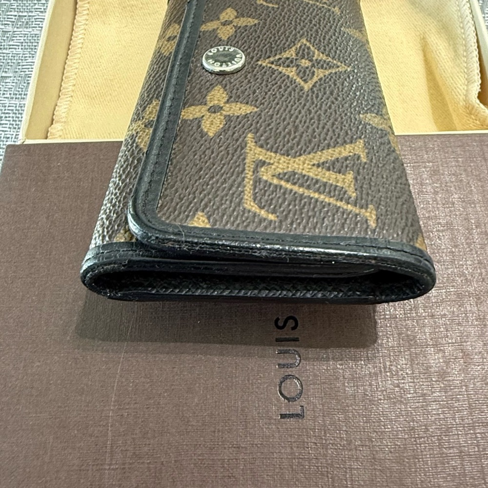 Louis Vuitton Monogram Macassar 6 Key Multicles Holder - Picture 5 of 6